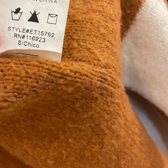 Women's Easel Colorblock Sweater Tassels Size Small - Picture 5 of 5